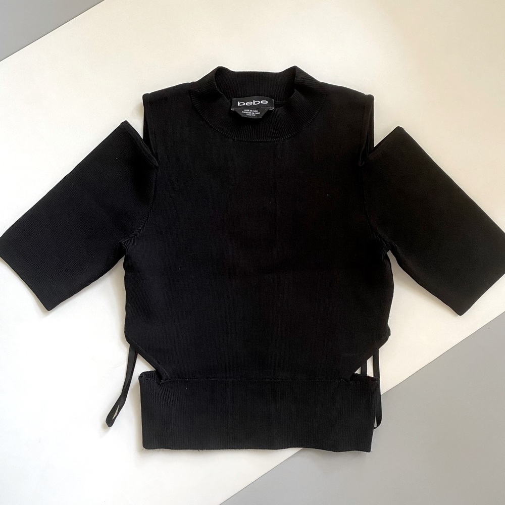 Bebe crop top
